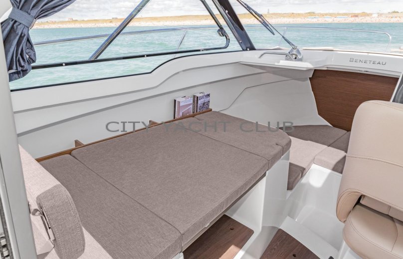 Антарес 7 катер