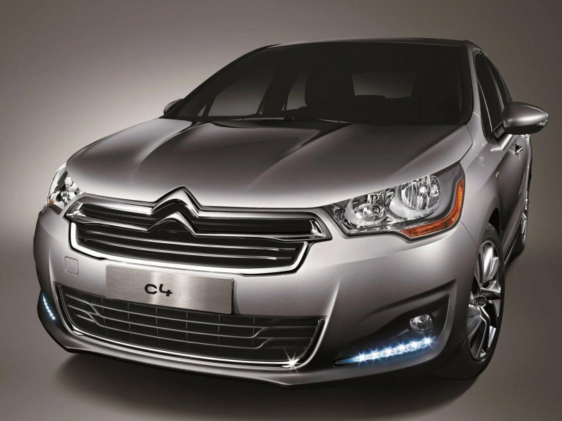 Citroen c4 sedan