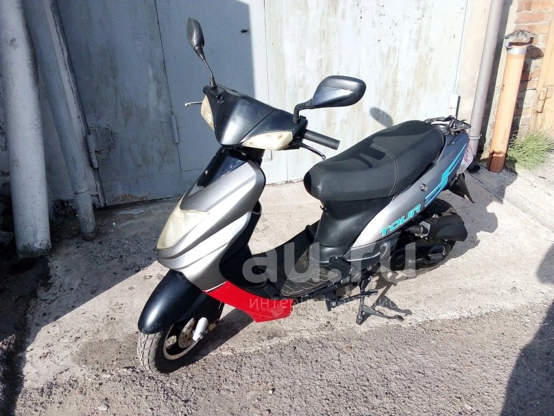 Sonic скутер 50 кубов