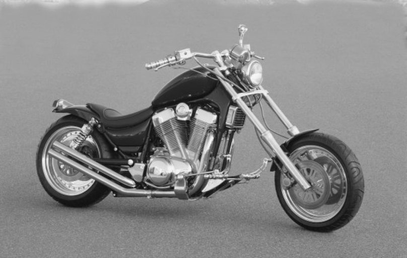 Suzuki vs 1400 Intruder