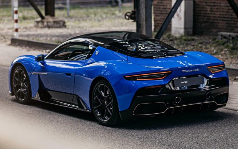 Мазерати mc20