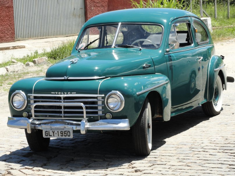 Volvo pv444