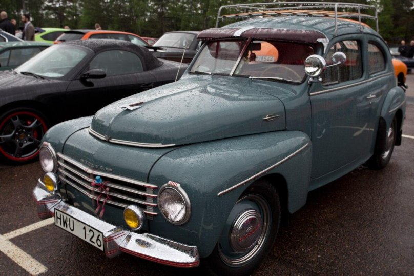 Volvo pv444