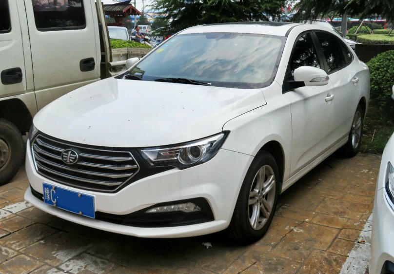 FAW Besturn b30 2022