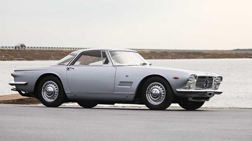 Maserati 5000 gt Bertone