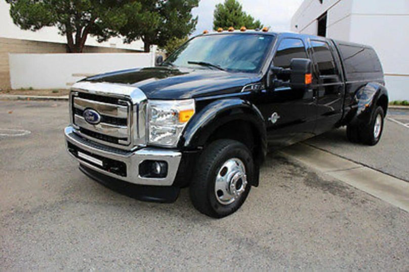 Ford super Duty f-450 Lariat