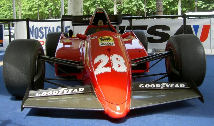 Rene Arnoux Ferrari 126 c3 1983