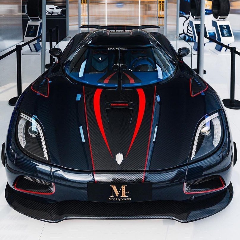 Кенигсегг АГЕРА И Регера