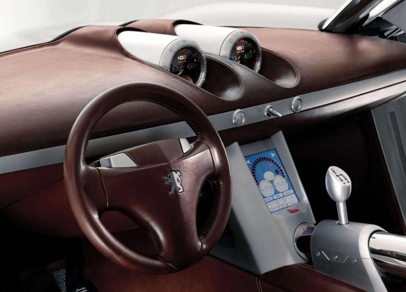 Peugeot машина коричневая