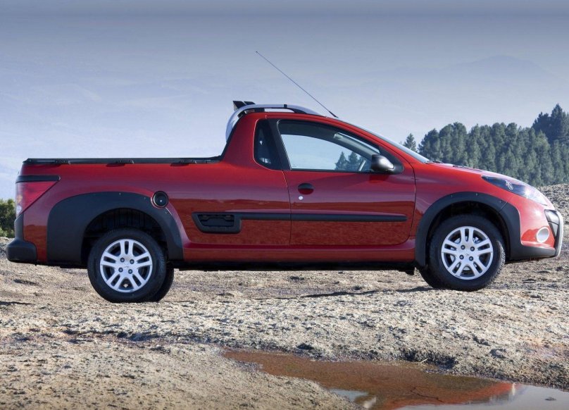 Пежо 207 пикап