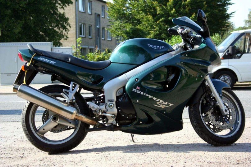 Triumph Sprint St 955i
