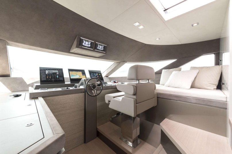 Extra Yachts 96 Triplex