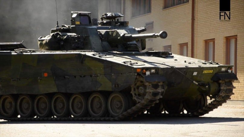 БМП Stridsfordon-90