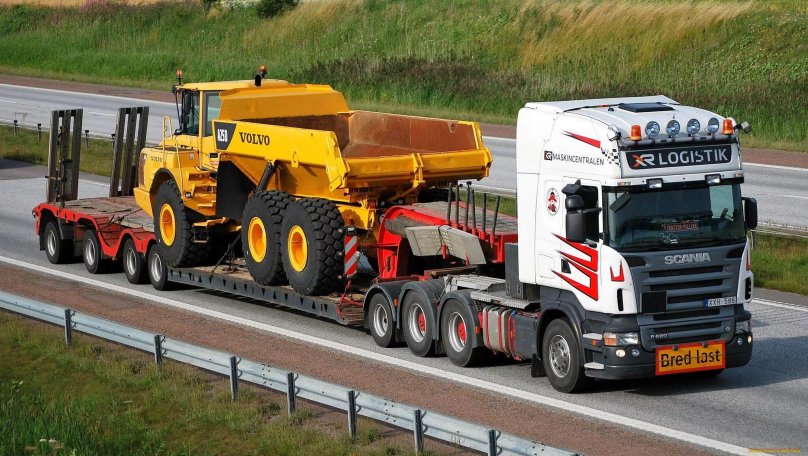 Скания 8х4 тягач