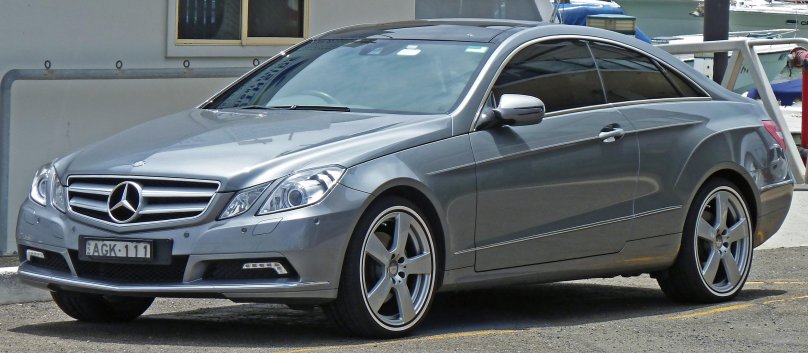 Mercedes c207