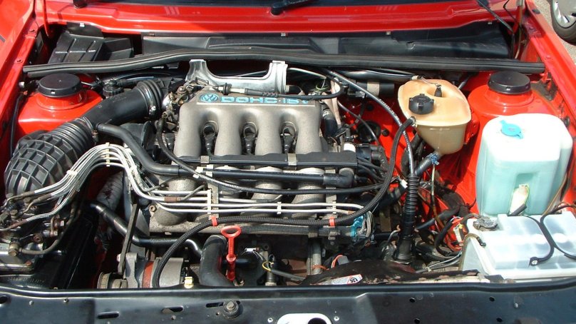 Двигатель VW ea827