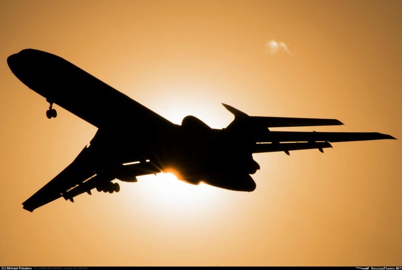Силуэт ту 154