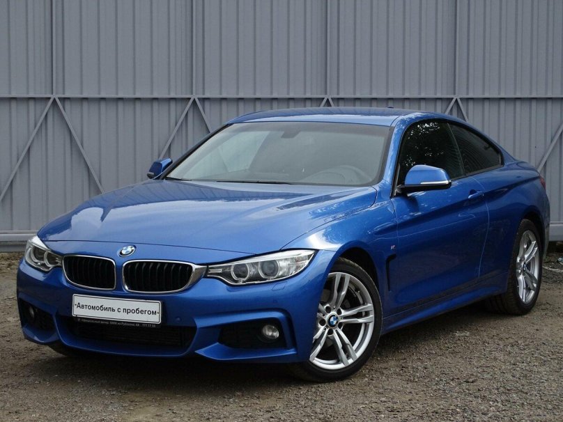 BMW 420i синяя
