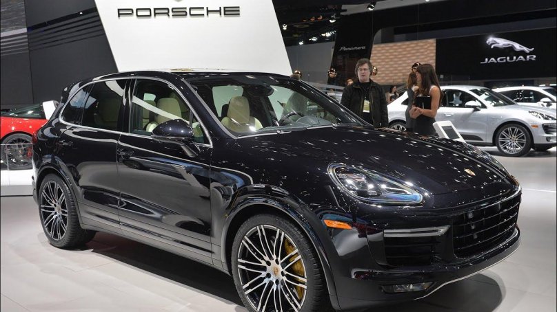 Porsche Cayenne Turbo s 2015