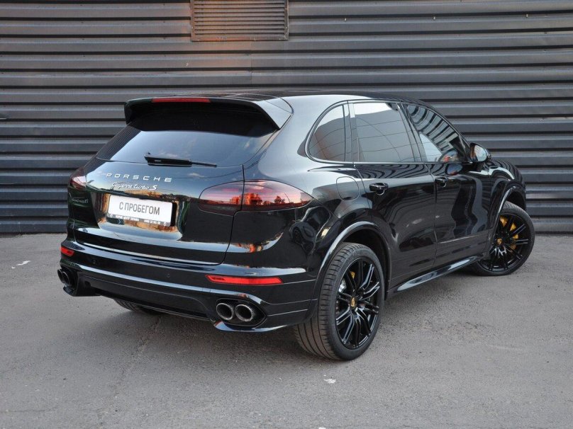 Porsche Cayenne Turbo s 958