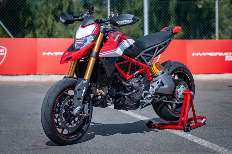 Hypermotard 950 SP
