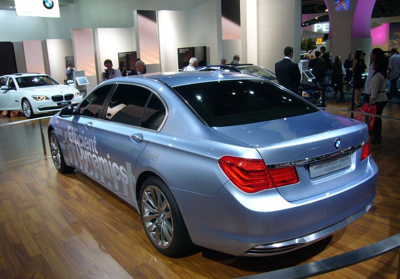 BMW ACTIVEHYBRID 7