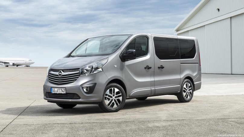 Опель Виваро 2021