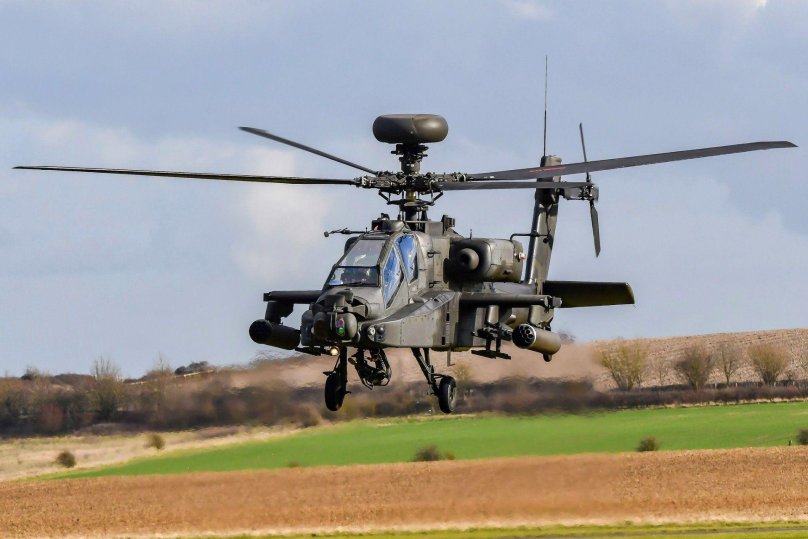 Боевой вертолет "Ah-64 Apache"