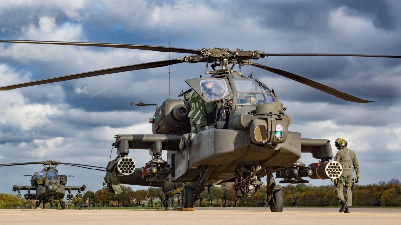 Апачи вертолет