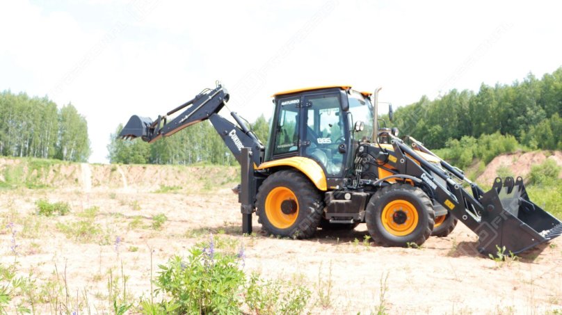 Cukurova 885 экскаватор погрузчик