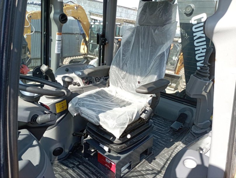 Чукурова 885 экскаватор погрузчик