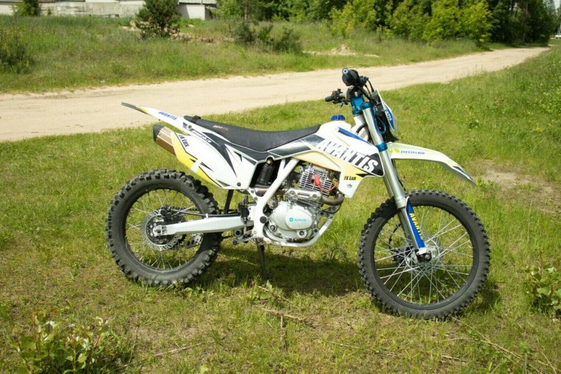 Avantis FX 250