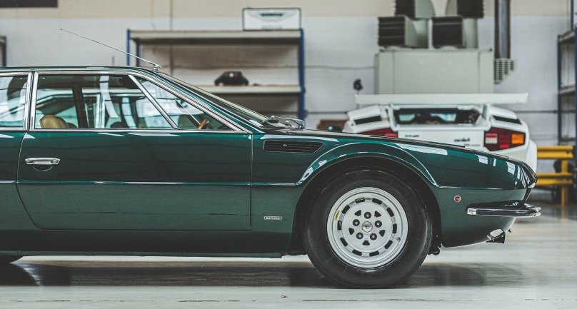 Мотоцикл Lamborghini v12 Espada