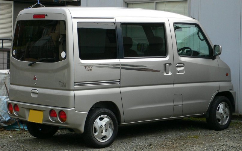 Mitsubishi Town Box 1999