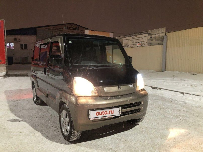 Мицубиси Таун бокс 1999