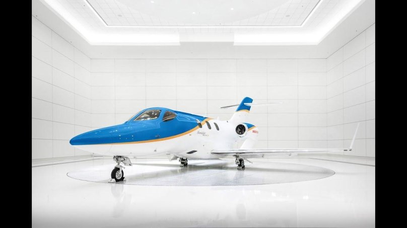 Самолет Honda ha-420 HONDAJET