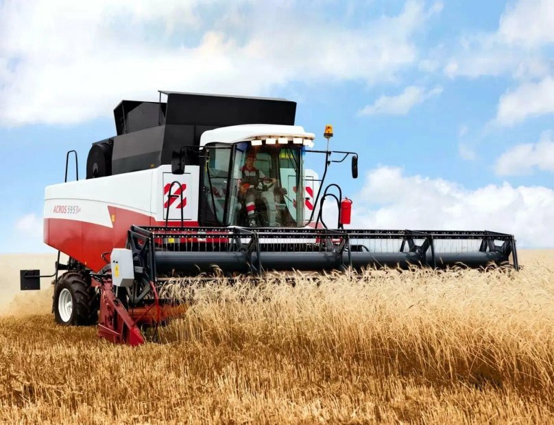 Комбайн Ростсельмаш Акрос 595