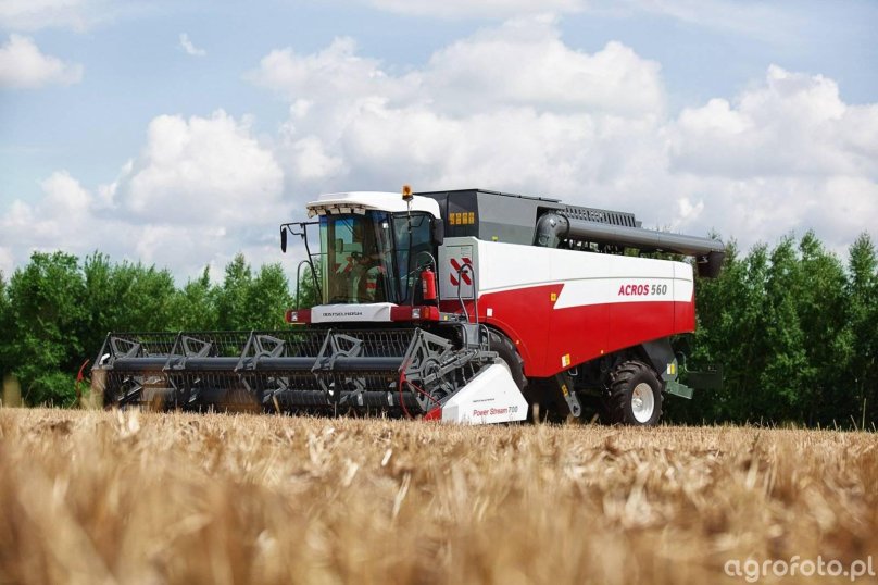Комбайн Акрос 580