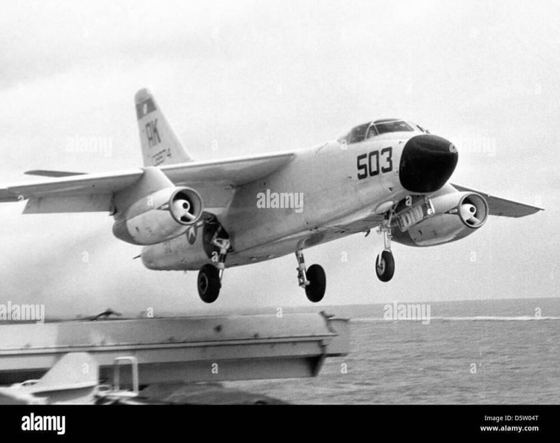 Douglas b-66 Destroyer