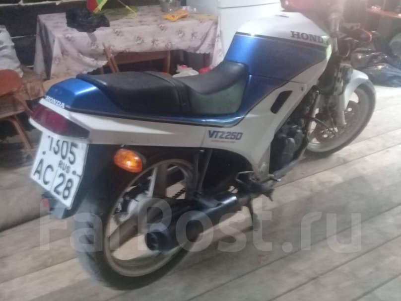 Honda VTZ 250 2000 года