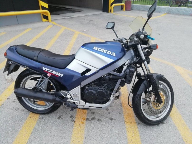 Honda VTZ 250