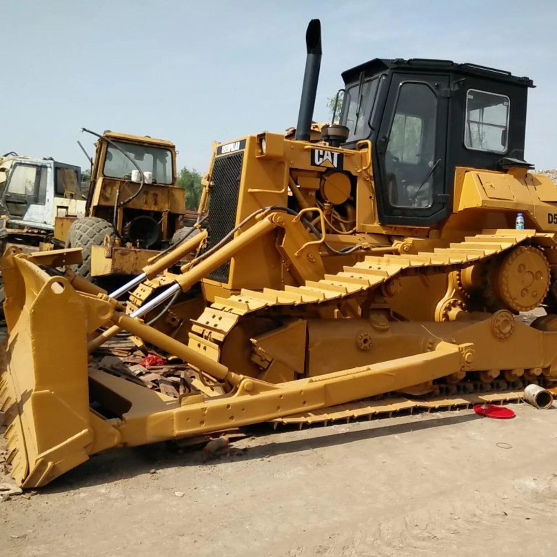 Бульдозер Cat d5
