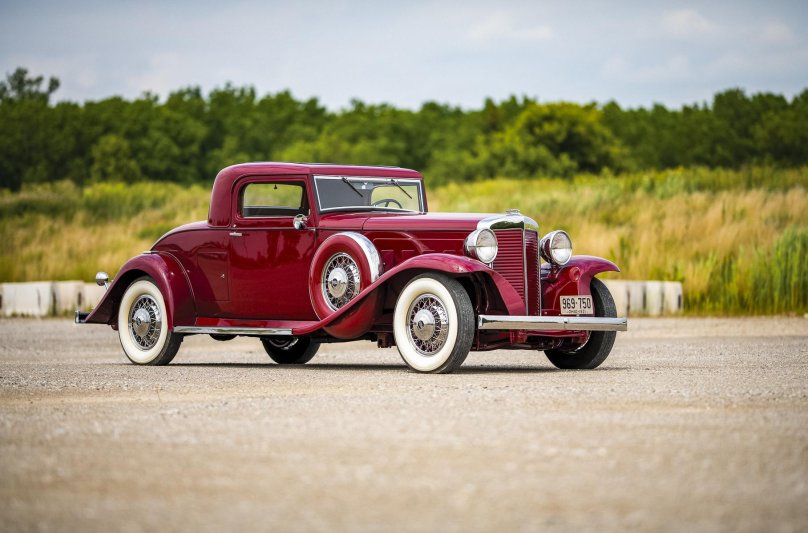 Автомобили Мармон Сикстен