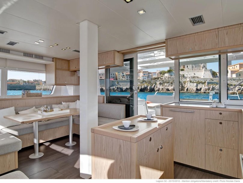 Катамаран Лагун 52f