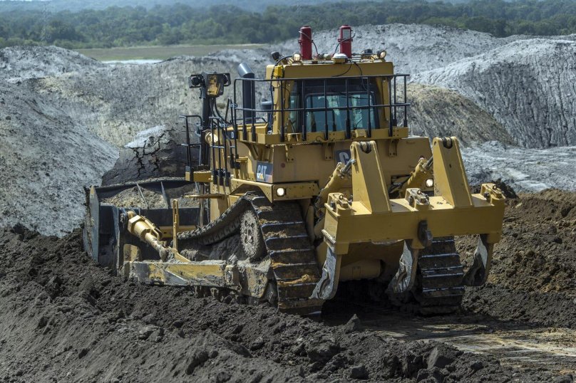 Бульдозер Cat d10t2