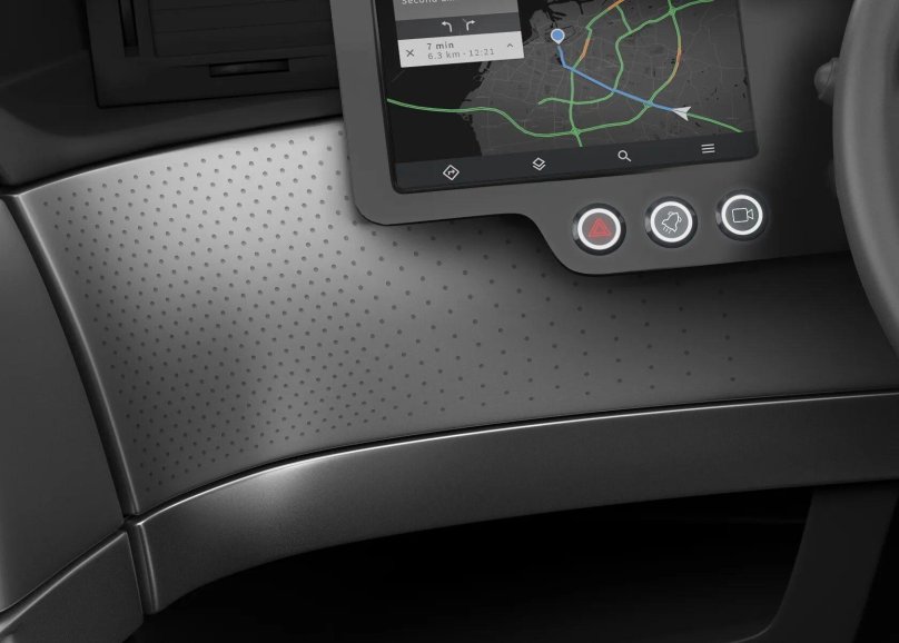 Электронный монитор для электрокары