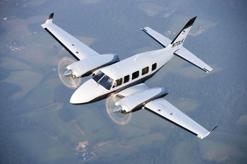 Пайпер самолет двухмоторный