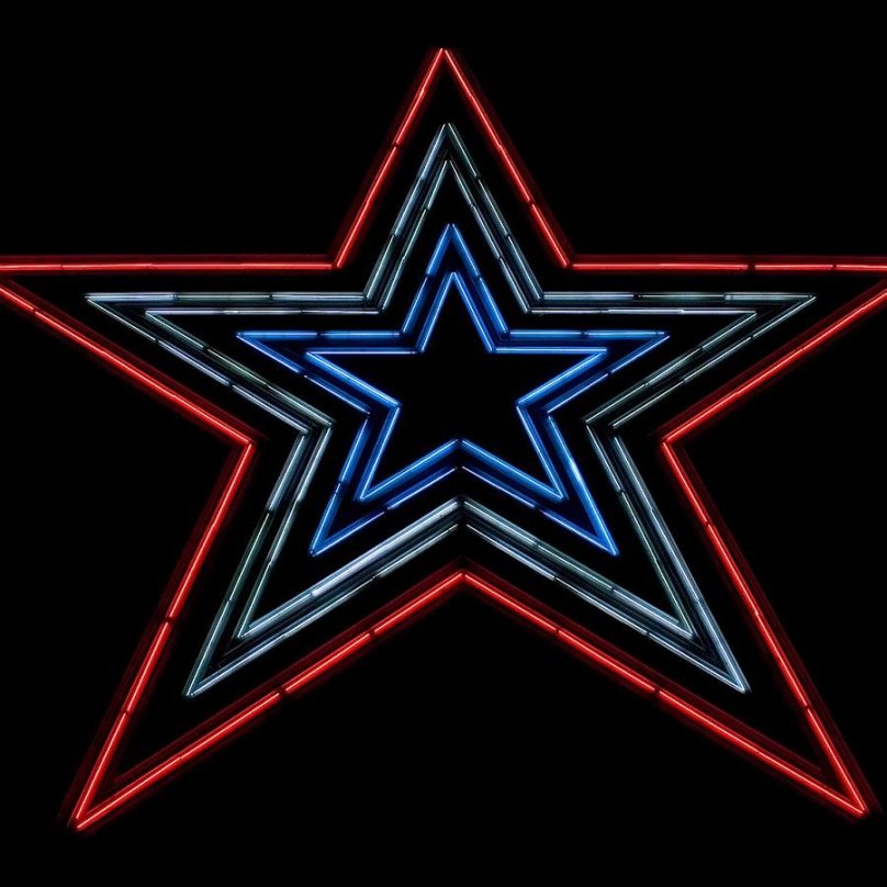 Неоновая звезда