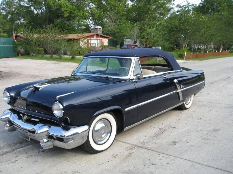 1954 Lincoln Capri Coupe Black