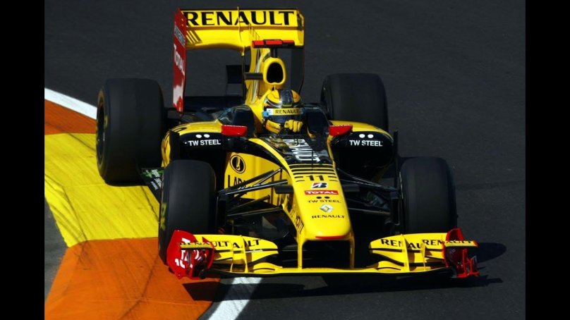 Рено f1 2010